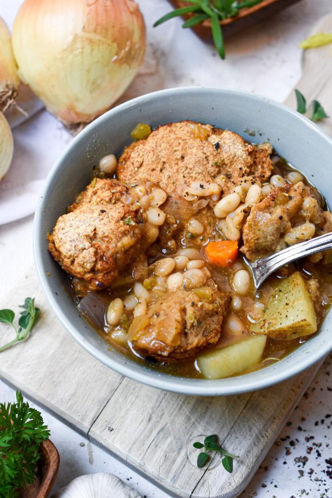 vegan vegetable dumpling soup