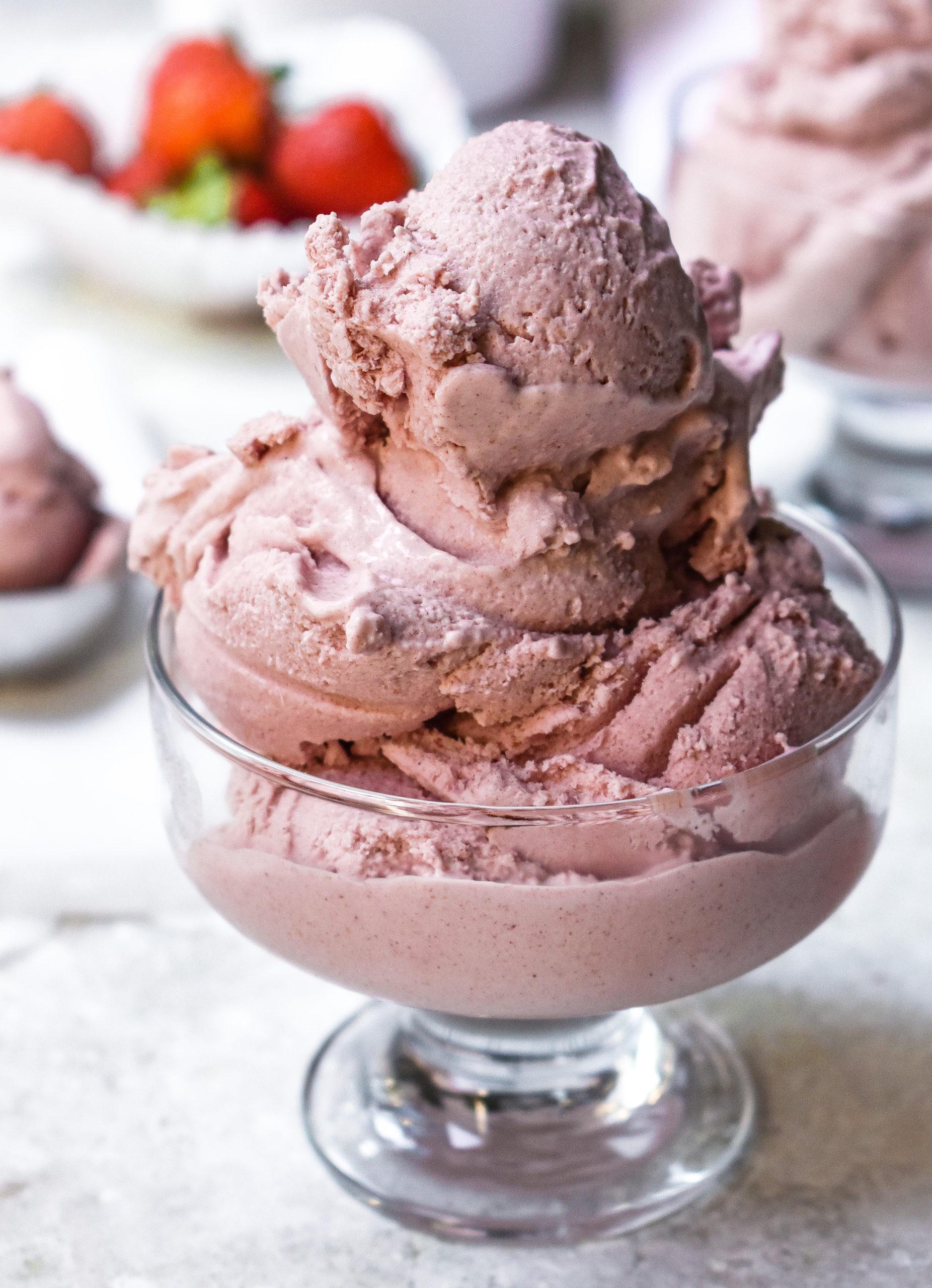 Healthy Vegan Strawberry Ice Cream
