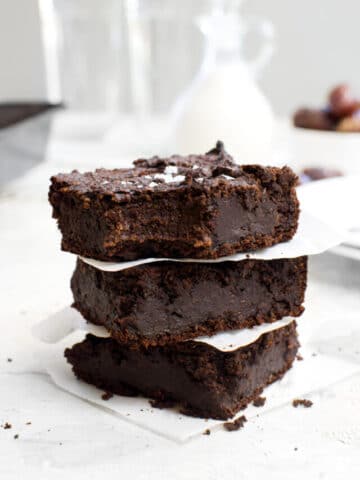 date sweetened brownies