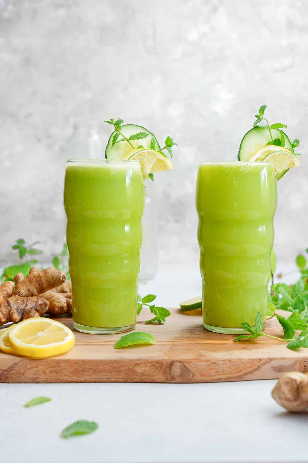 the cold pressed juicing recipe with organic ingredients