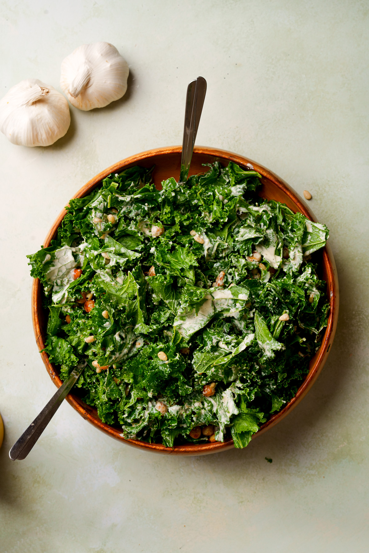 the toss salad in the salad bowl