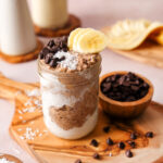 the healthy chocolate overnight oats featured image