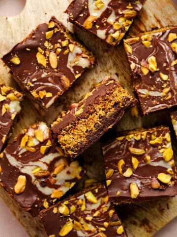 dubai chocolate brownies featured image
